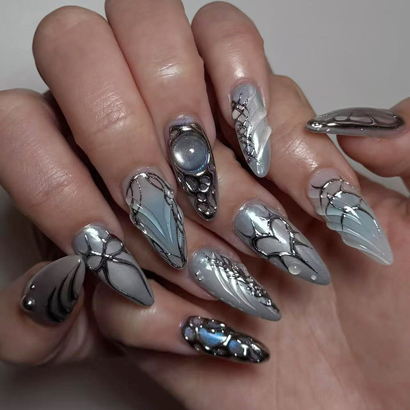 Nail Art Love - 24 stuks draagbare pers op nagels