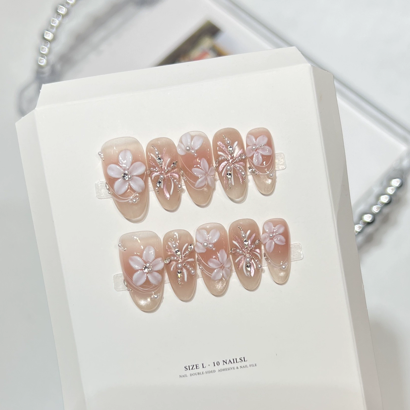 10 stuks melkachtige nude hand - Nail Art Aesthetic recensie en prijs